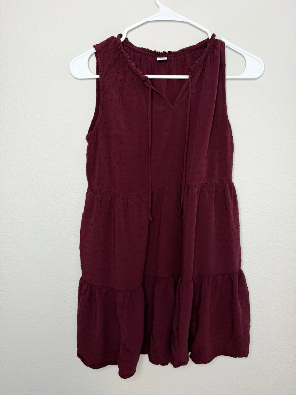 Old Navy Burgundy Swiss Dot Tiered Mini Dress – Small